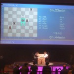 Anand - Kramnyik sakkvilágbajnoki döntő - parti közben